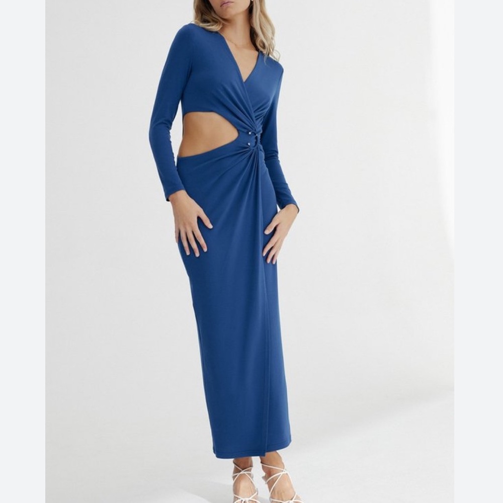 Chic Blue Long Sleeve Midi Dress by Significant Other.